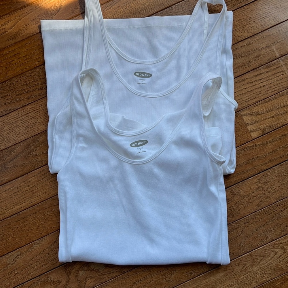 BNWOT Old Navy tank tops